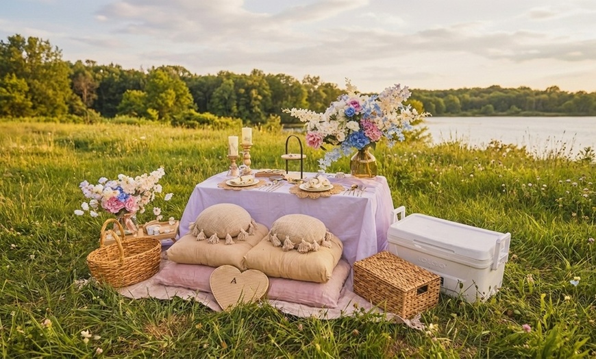 Image 2: Luxury Picnic Setups for Any Occasion