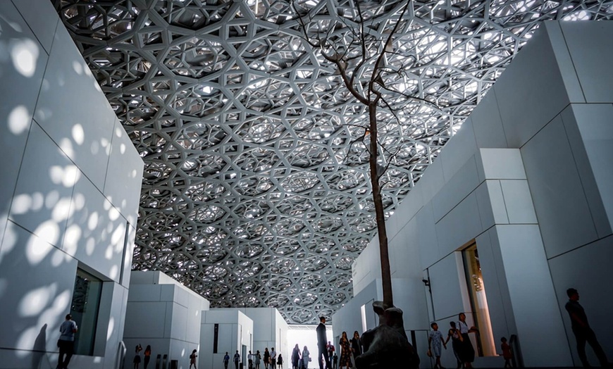 Image 3: Discover Abu Dhabi With A City Tour For One to Four People