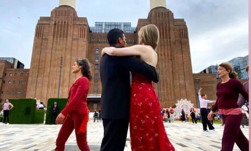 Image 1: Take One or Three 60-Minute Beginners’ Group Argentine Tango Classes