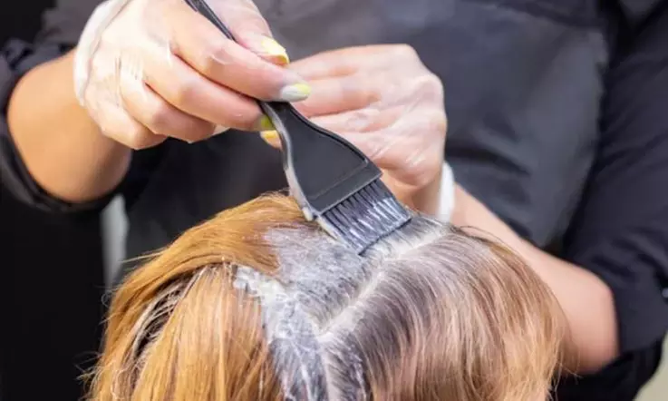 Sesión de peluquería en Non Stop Beauty