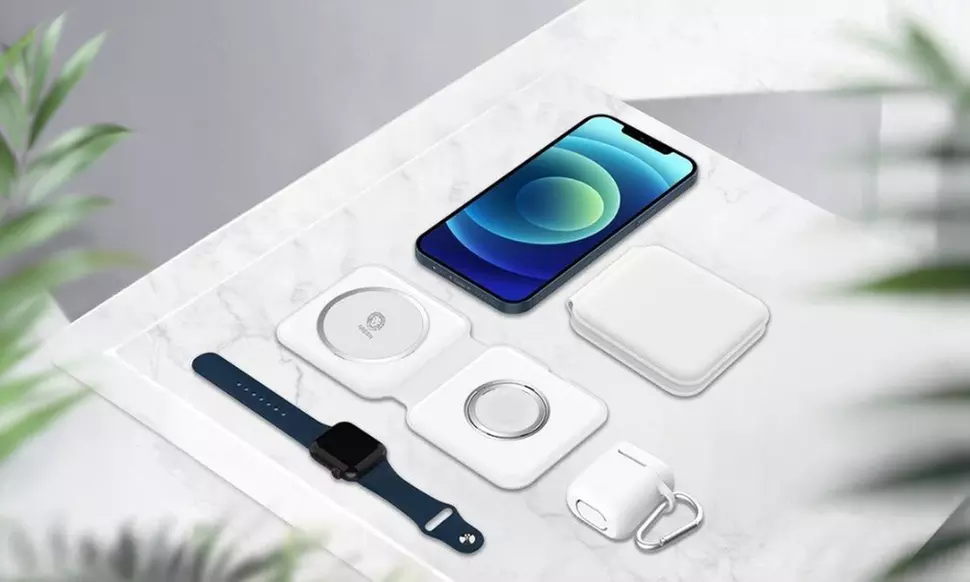 Foldable Magnetic 3-in-1 Charger for Apple Watch, iPhone and AirPods