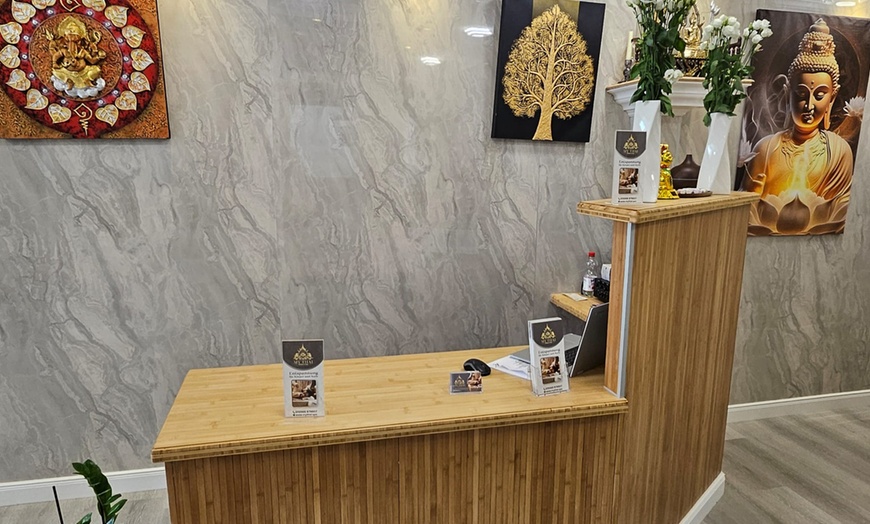 Image 9: 60 Min. oder 90 Min. Thai-Massage für 1 Person