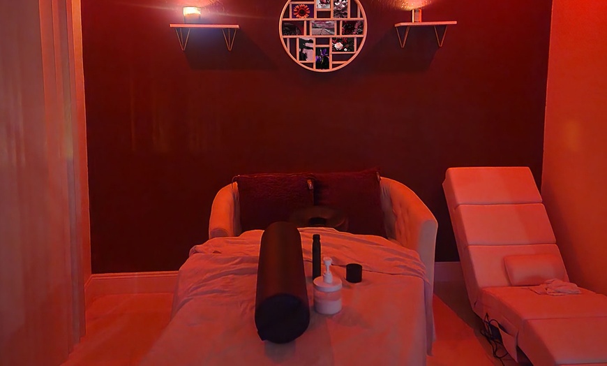 Image 4: Experience Deep Relief: 60, 90 or 120-Minute Therapeutic Massage