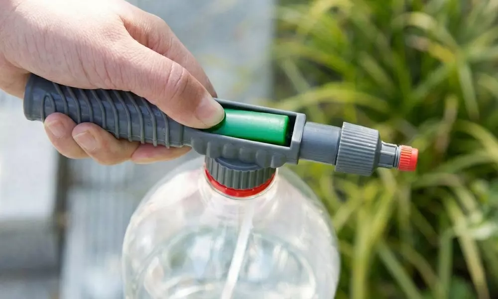 Portable Bottle-Top Garden Sprayer with Adjustable Nozzle