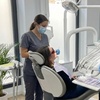 Image 1: Higiene dental con revisión y pulido y opción a blanqueamiento led