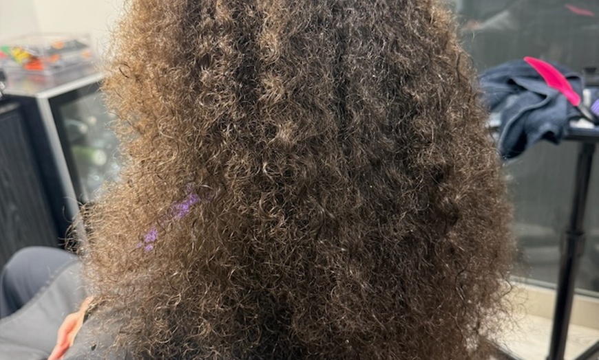 Image 10: Enhance Yourself with a Haircut and Conditioning Treatments