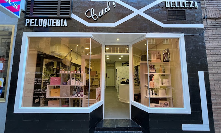 Image 5: Peluquería con hidratación, peinado y opción a corte, color y más