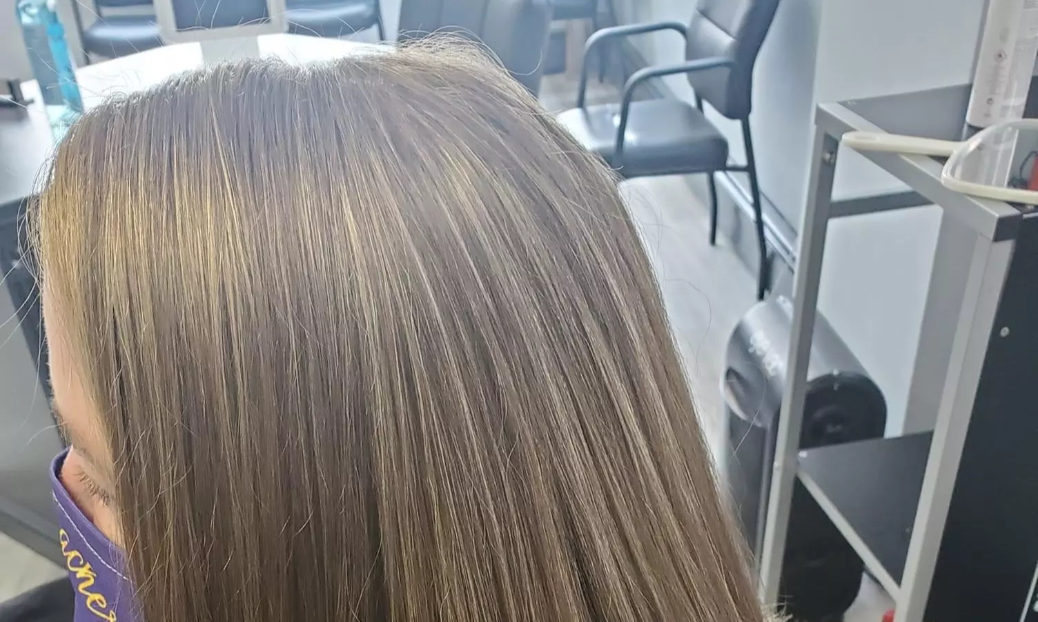 Enhance Your Look: Traditional Partial Highlights with Optional Gloss