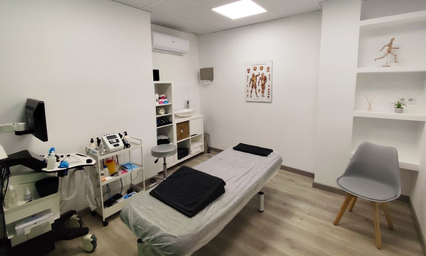 Image 4: 1 o 2 sesiones de fisioterapia con diagnóstico y valoración previa