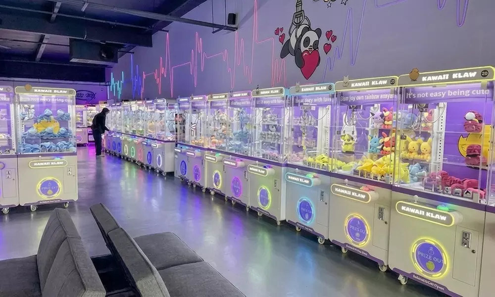Largest Claw Machine in America - Arcade Credits
