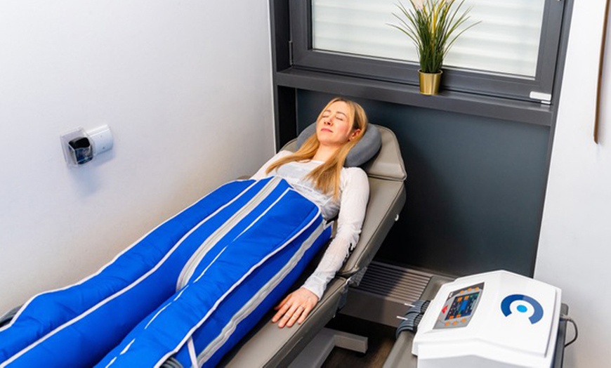 Image 2: 1 oder 3 Lymphmassagen á 35 - 55 Min. für 1 Person