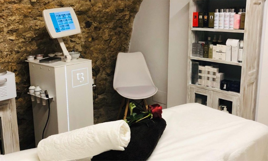 Image 3: Tratamiento hydrafacial con opción a vitaminas o tratamiento orbicular