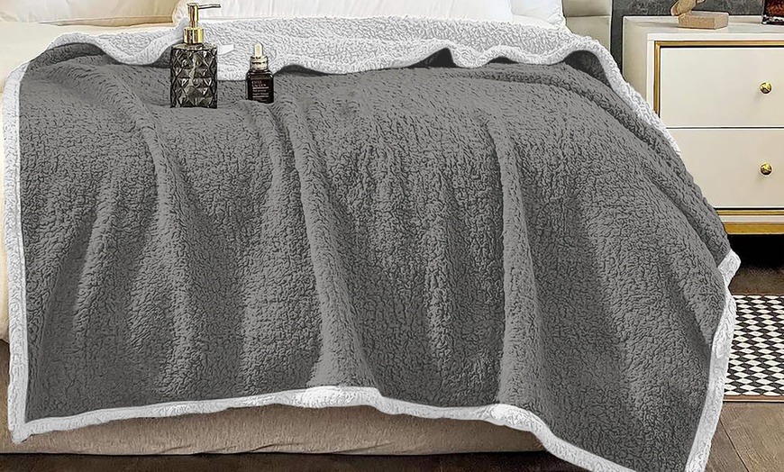 Image 6: Couverture STUBAI en Sherpa 