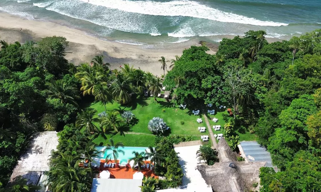 ✈ 5-Night Luxe Costa Rica Beach & City Trip with Air & Car
