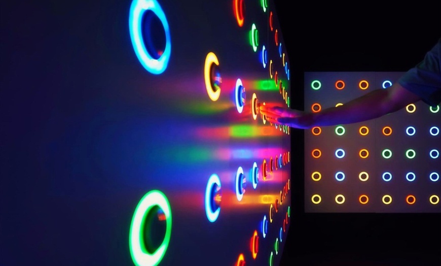 Image 7: ¡Desafío único! Entrada a 3 o 5 salas de arcade para 5 o 6 personas