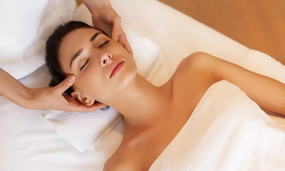 Obniżona Cena - Okolice Warszawy: pokój z wyżywieniem i aquacentrum