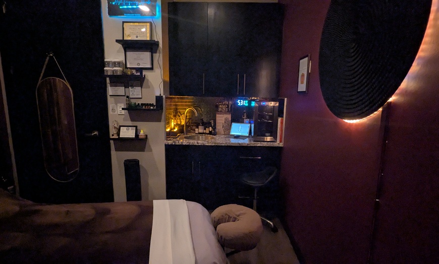 Image 3: Swedish & Deep Tissue Massage Deal in Webster, TX 