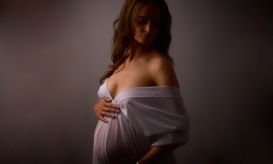 Image 11: Bump to Baby Photoshoots