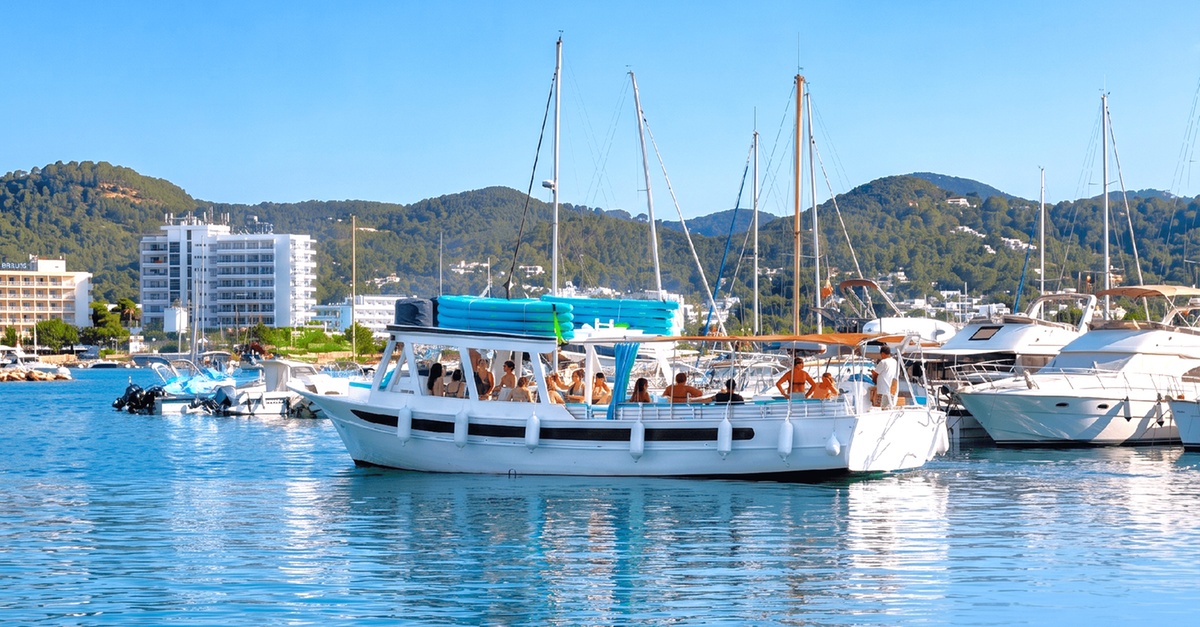 Paseo en llaut tradicional de 3 horas en Ibiza