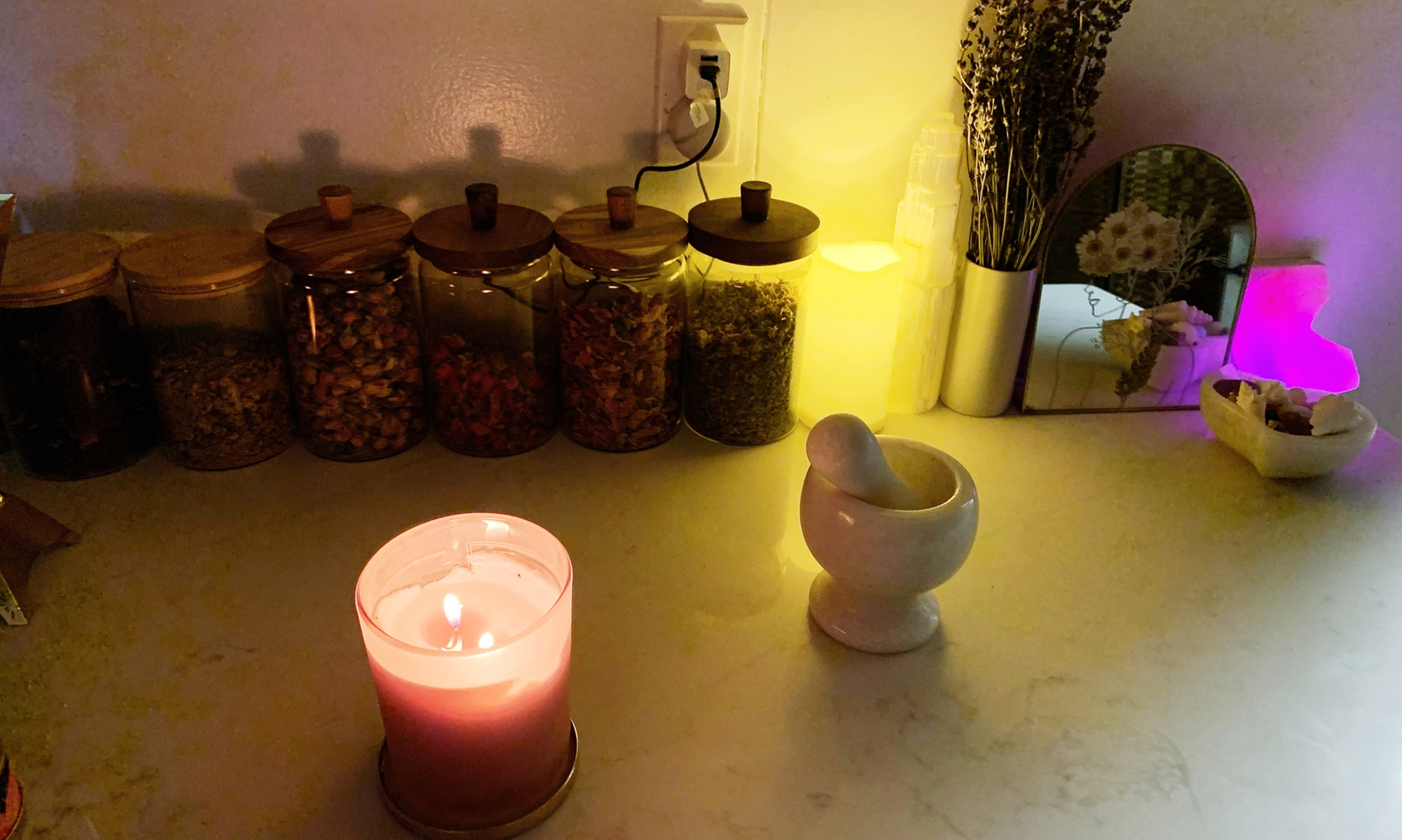 Enjoy 90-Minute Roseveil or Rose Hammam Back Polish 