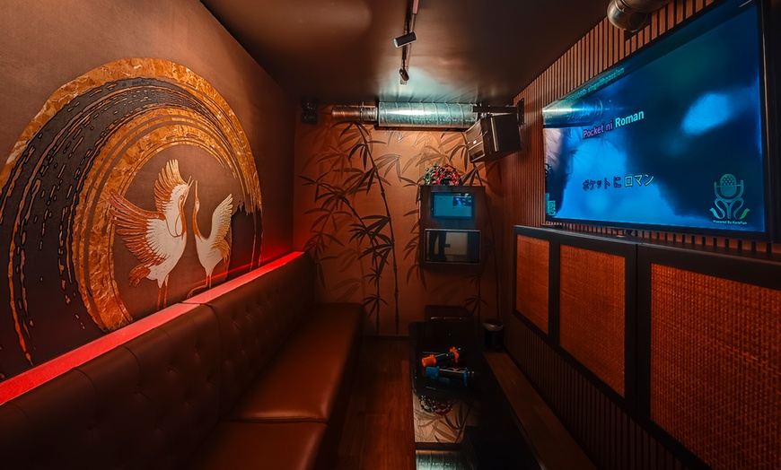 Image 8: Partybox Paket mit 3 Std. Karaoke und Prosecco für bis zu 14 Personen