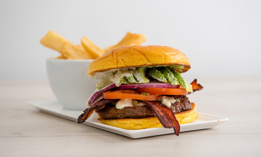 Image 17: Get $30 or $50 to Spend on Food and Drink at Canter's Deli