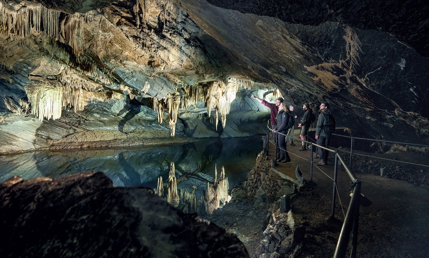 Image 2: Ticket pour les grottes de Han