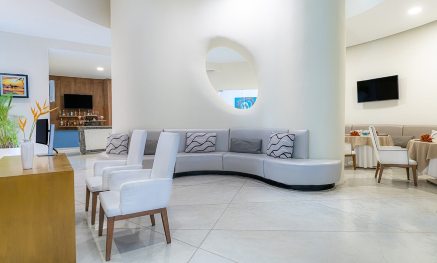 Image 5: ✈4-Night All-Incl. Krystal Grand Puerto Vallarta from Travel by Jen