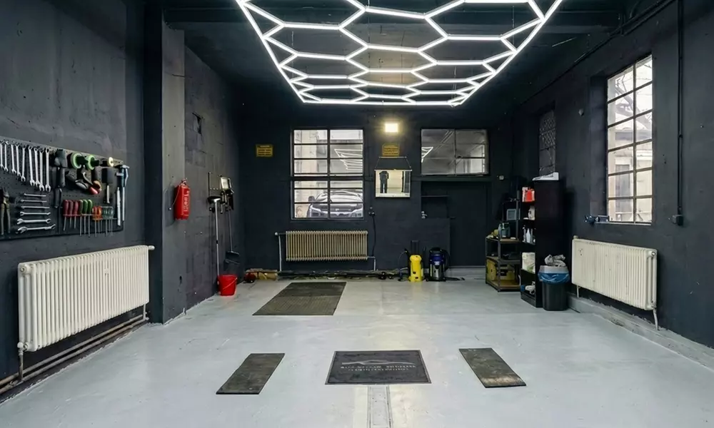 Sicher in den Sommer: Reifenwechsel inkl. Auswuchten für 1 Fahrzeug