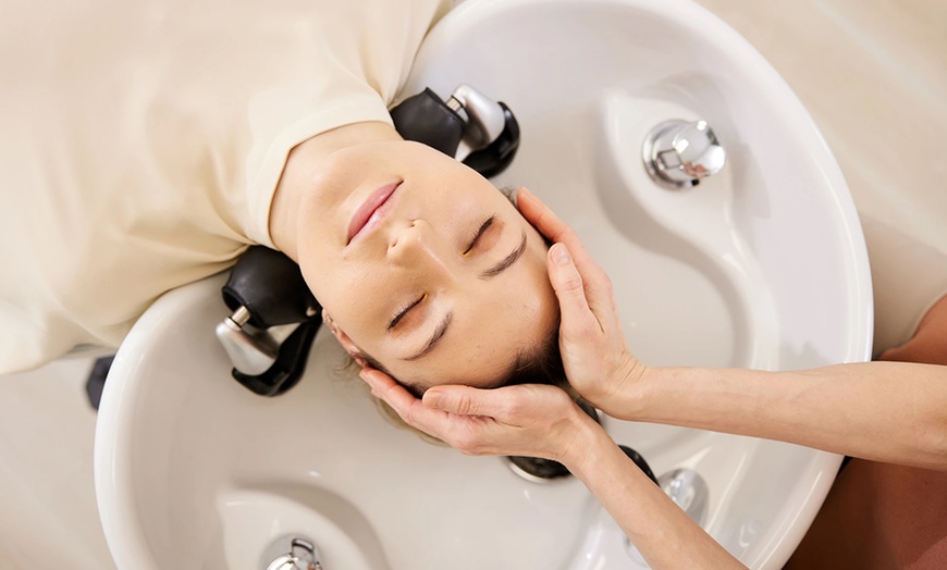 Image 1: Enjoy 1.5 Hours of Malibu Scalp Therapy or G Spa Hair Session for One