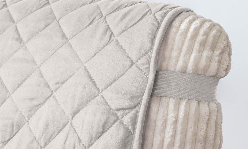 Image 16: Copridivano trapuntato antmacchia