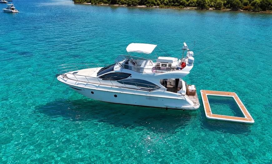 Image 4: Private Yacht 70 ft Pershing for Up to 13 Guests + 1 or 2 Jet Skis