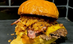 Para los más atrevidos: menú de hamburguesas para 2 o 4 personas Para los más atrevidos: menú de hamburguesas para 2 o 4 personas