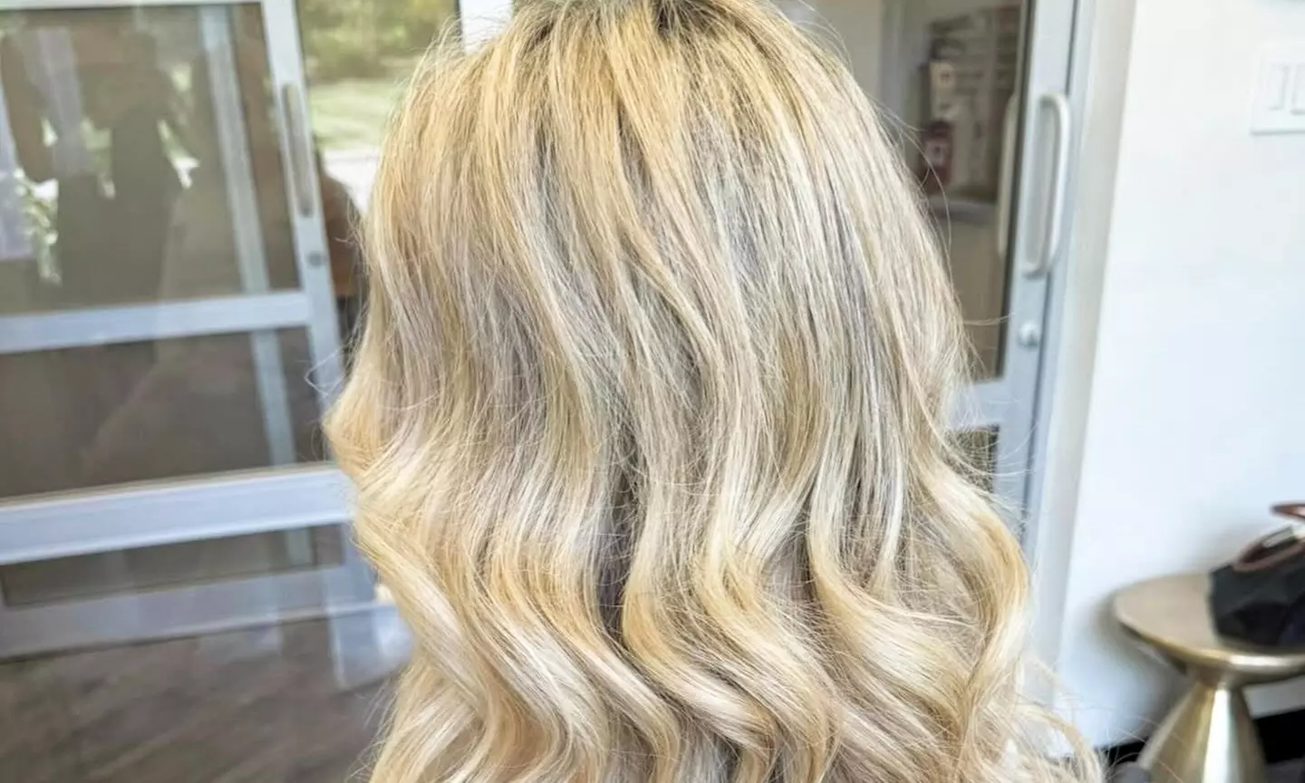 Get a Fresh Look with Women's Haircut & Style
