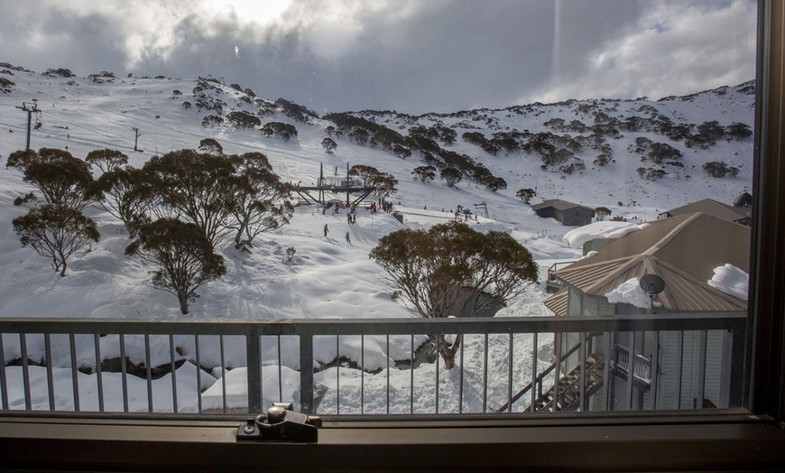 Image 4: Charlotte Pass: FIve- to Seven-Night Skiing Retreat with Lift Pass