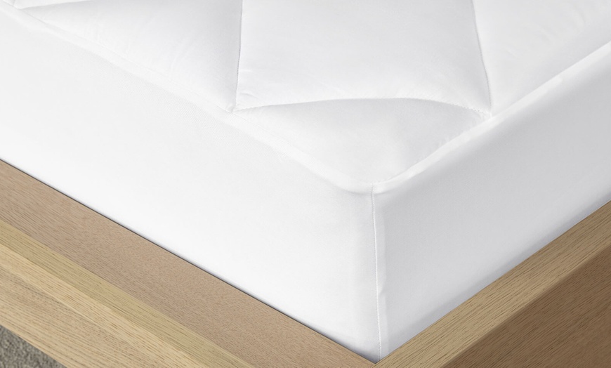 Image 3: Protège-matelas hypoallergénique Sampur