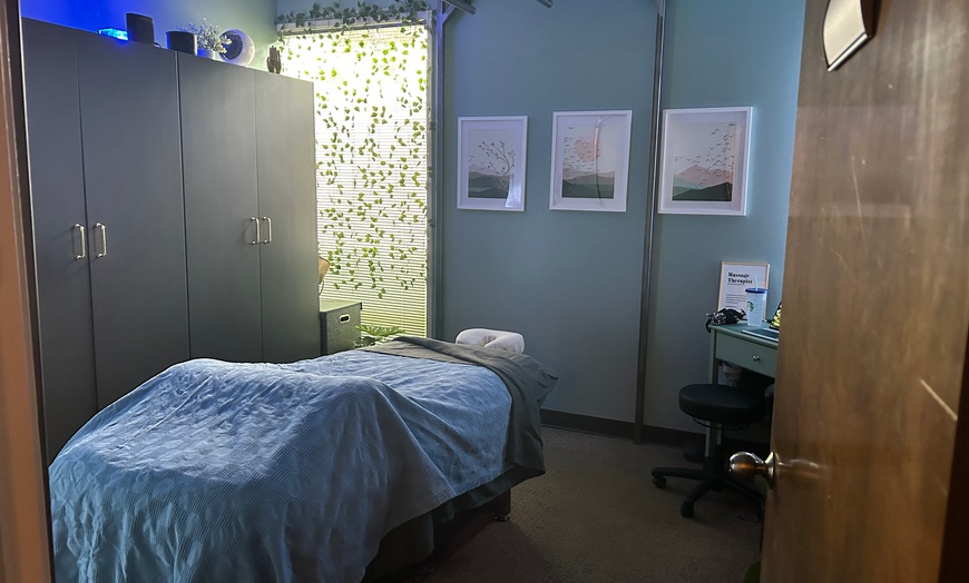Image 3: Swedish & Deep Tissue Massage Deal | Portland, OR