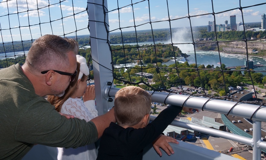 Image 4: Reach New Heights with A Spectacular Niagara Falls View Balloon Ride
