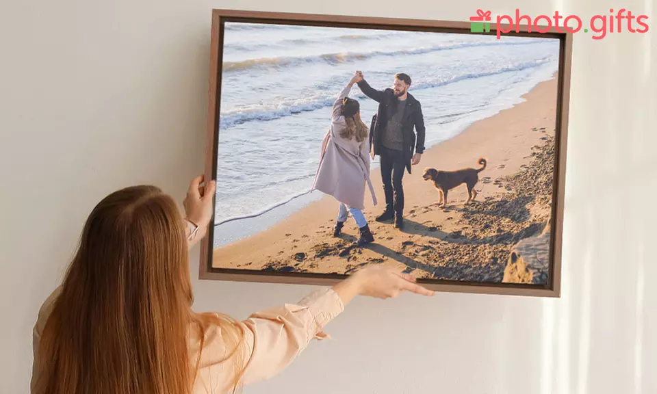 Personalisierbare Foto-Leinwand im Rahmen