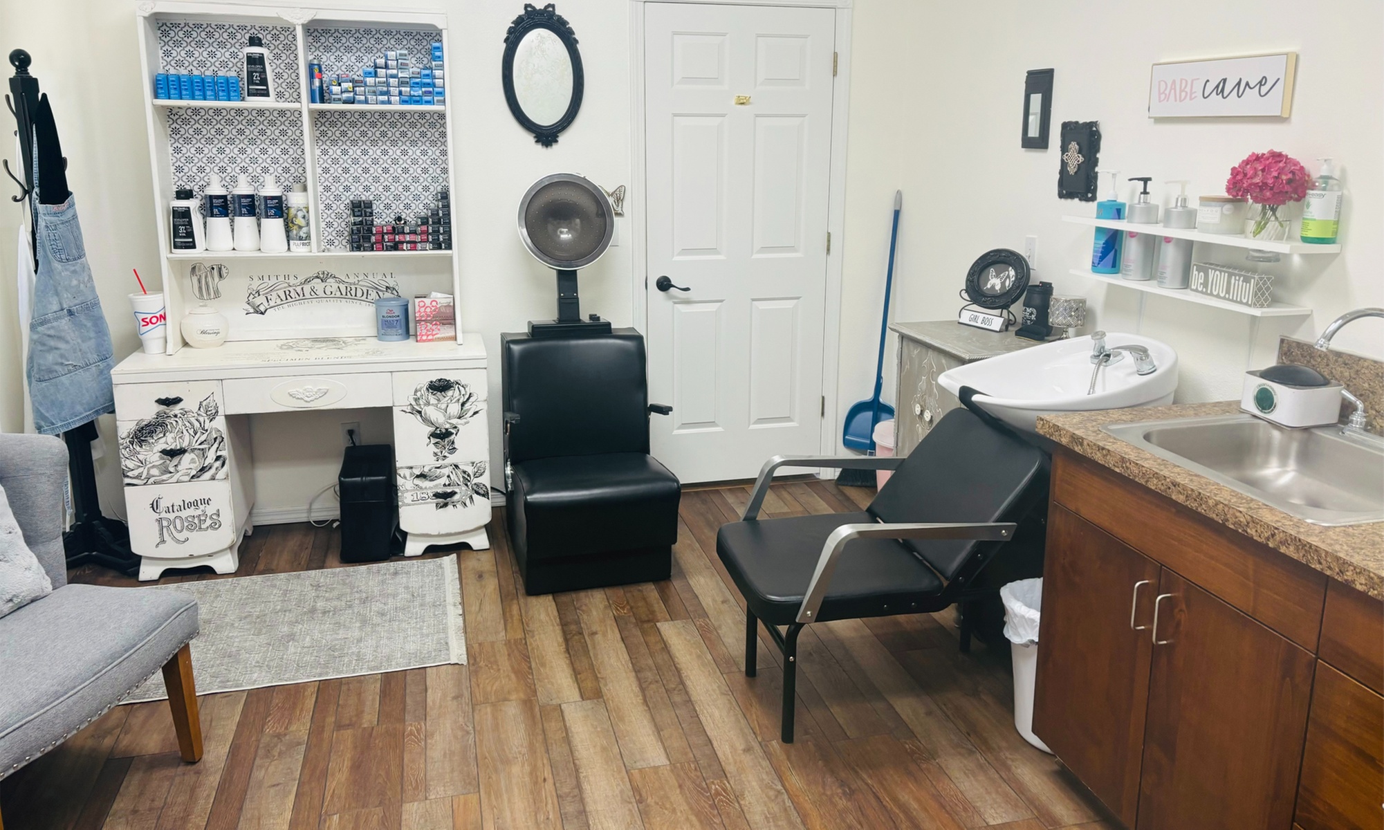 Get an Haircut w/ Shampoo, and Styling  w/ an Optional Hair Treatment