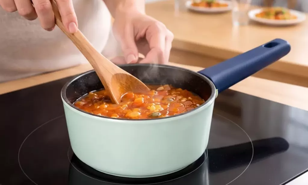 Juego de ollas con tapas de cristal de Just Perfecto