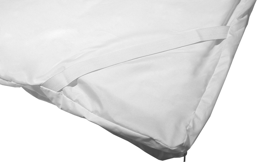 Image 4: Surmatelas bi-technologie à mémoire de forme et microfibres, Sampur
