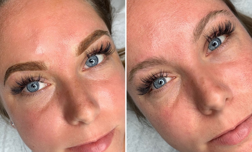 Image 3: Flawless Ombré Brows with Annual Touch-Up