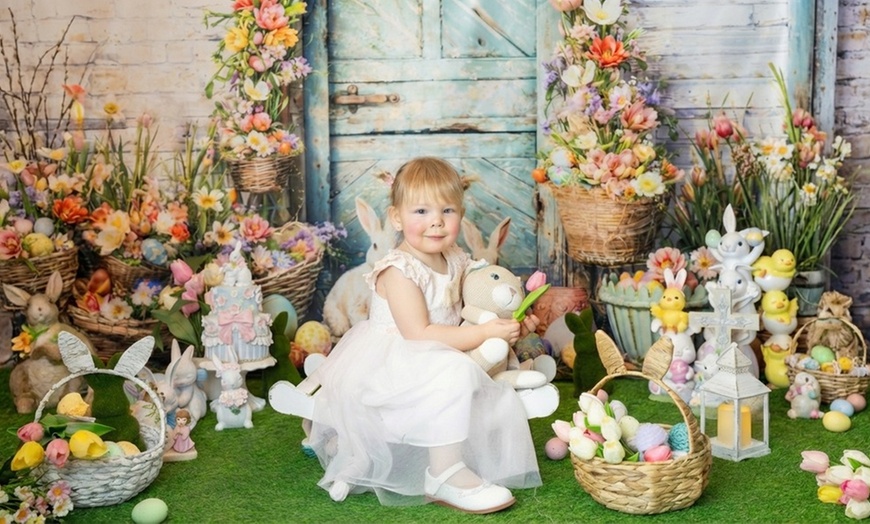 Image 4: 45 Min Newborn Photography Session or 10 Min Easter Mini for Toddlers 