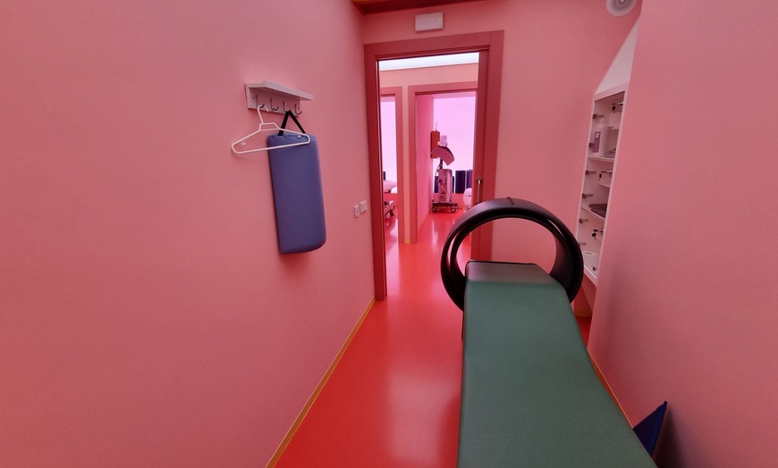 Image 8: Hasta 3 sesiones de fisioterapia con termografía y terapia manual