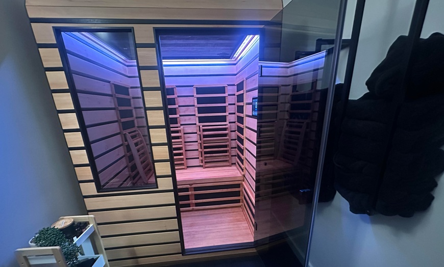 Image 2: 20-min of Cold Plunge Therapy, 30-min of Infrared Sauna, and More