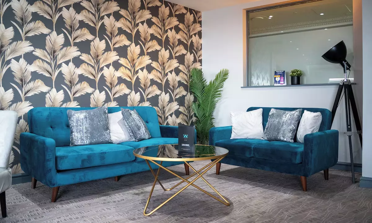 Liverpool: Standard Double Room with Breakfast