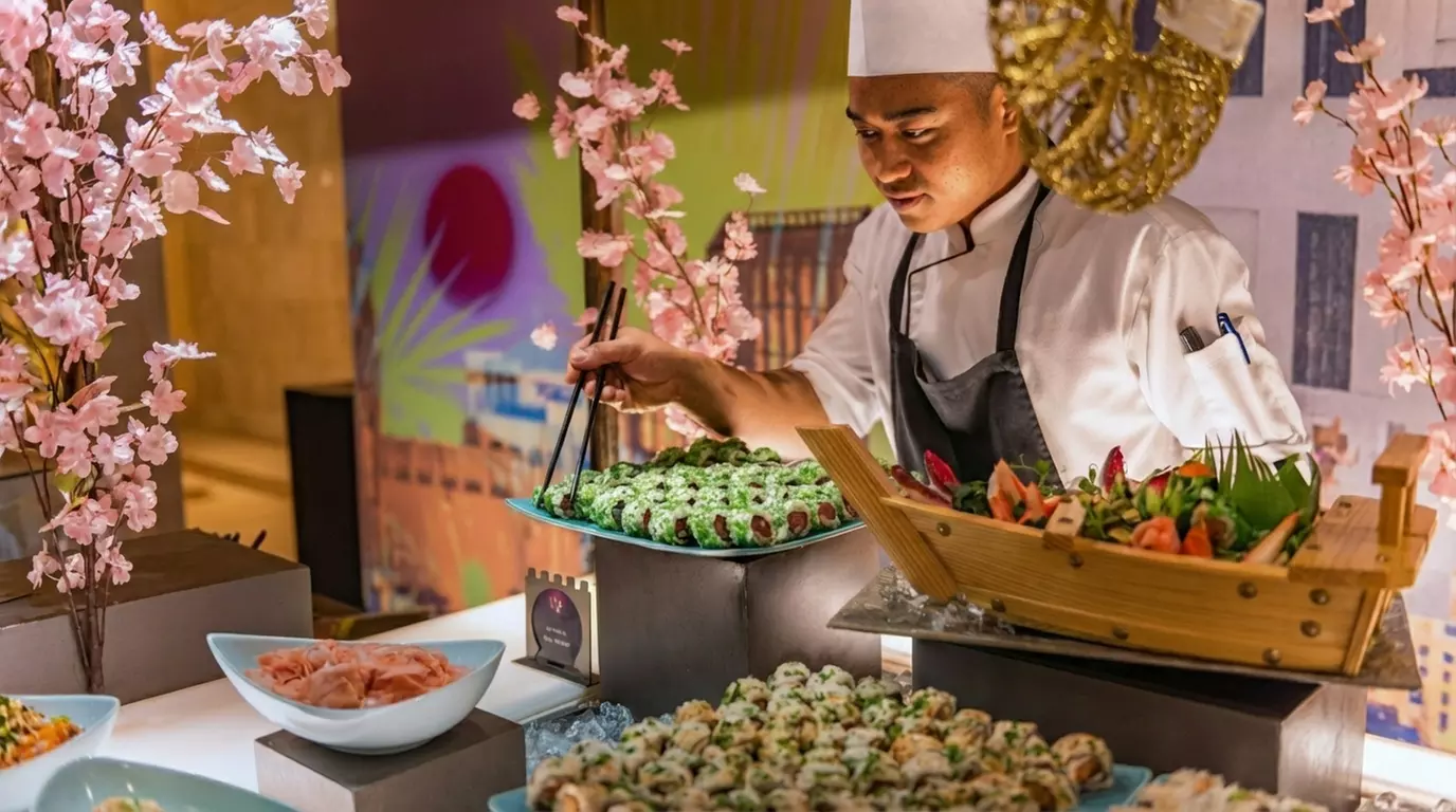 5* Grand Iftar Buffet + Ramadan Drinks for a Child or Up to 4 Adults