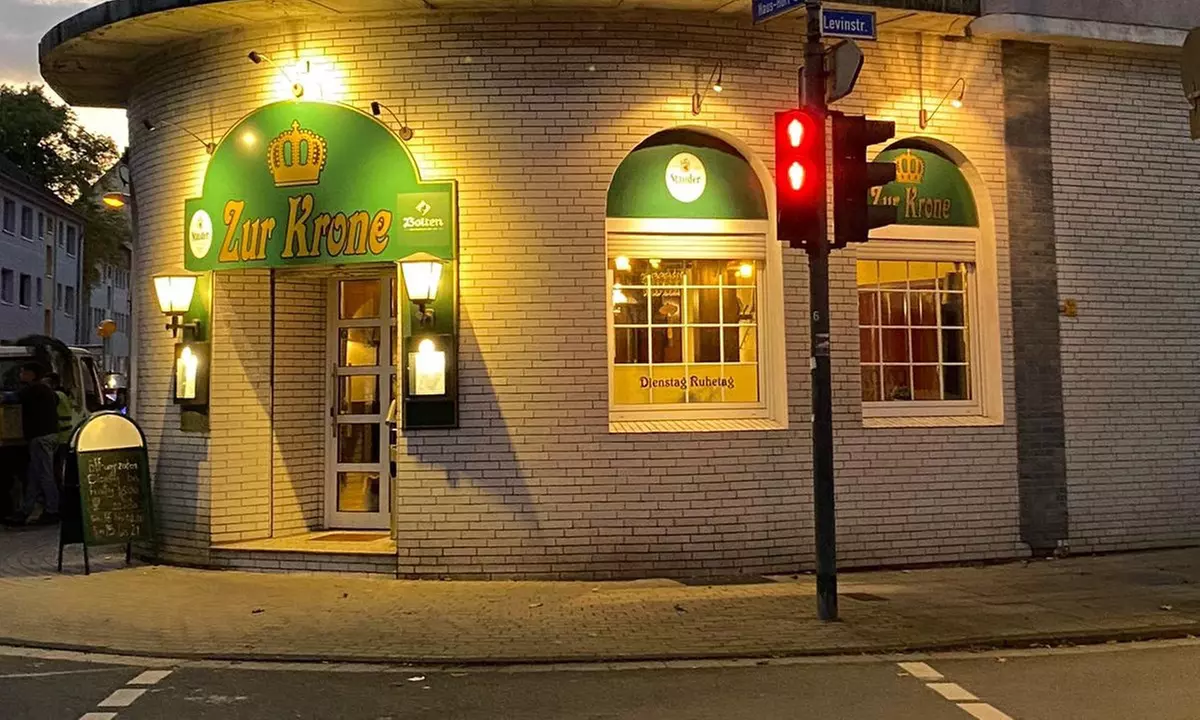 Schnitzel-Menü in 3 Gängen mit Suppe, Hauptgang und Nachtisch