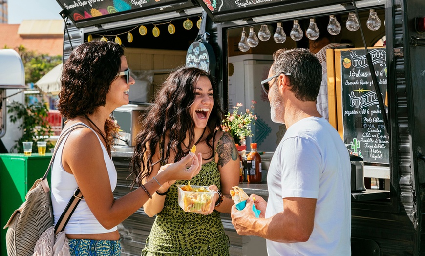 Image 7: Entdecke Hamburg: Große Hafenrundfahrt und Erlebnispaket nach Wahl